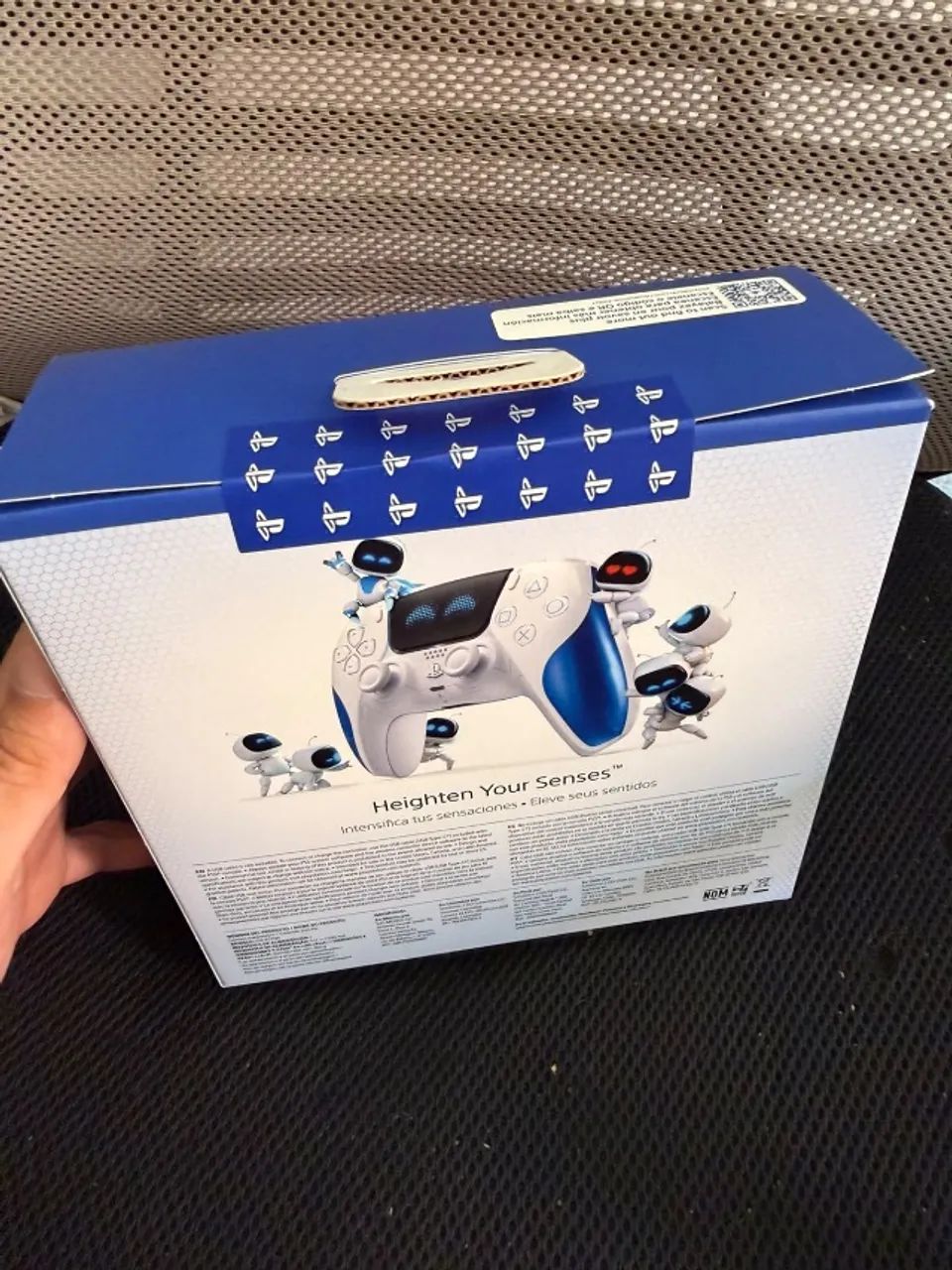 Controle Ps5 AstroBOT Sem uso + NF - Foto 2