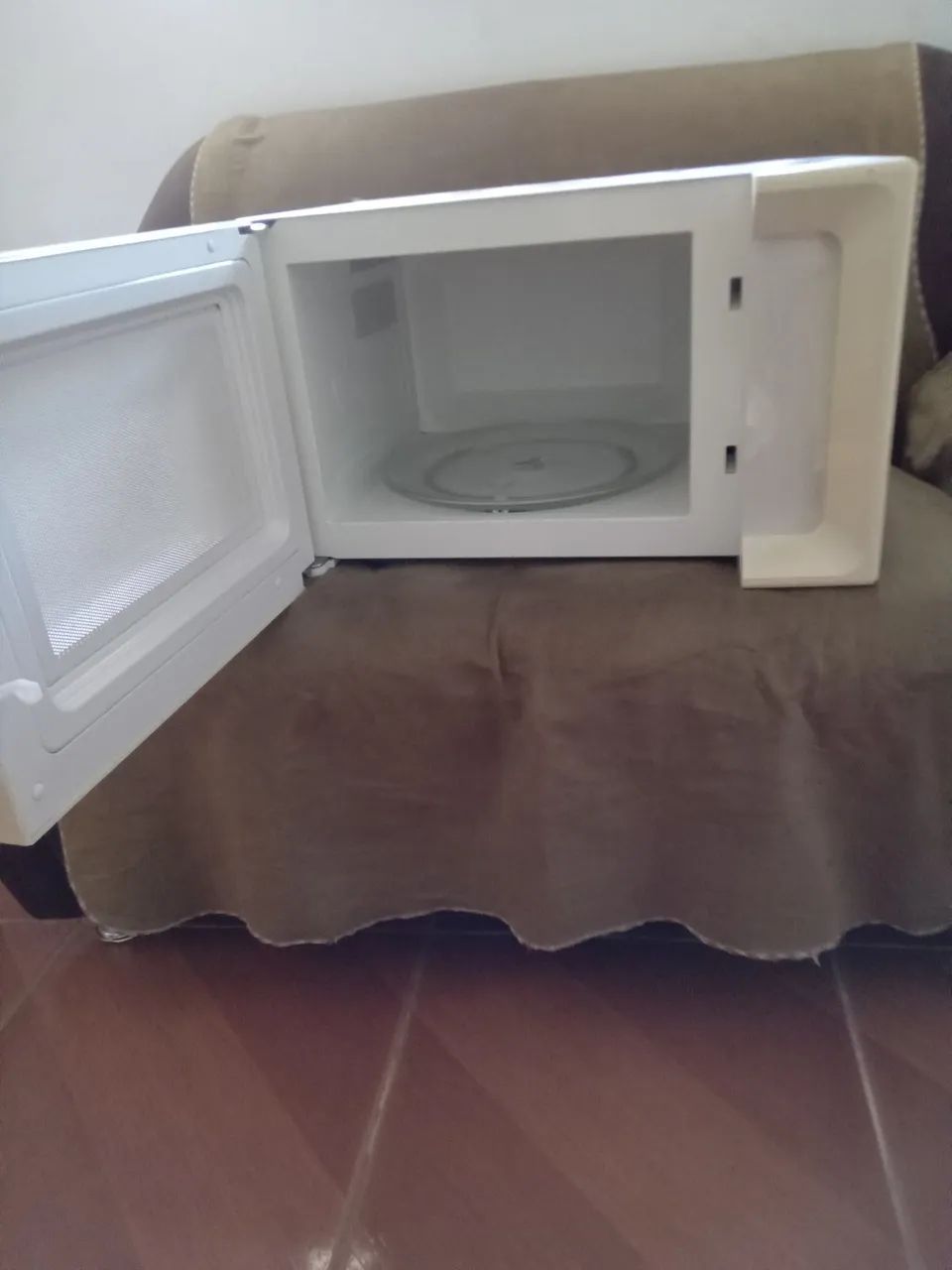 Micro-ondas Electrolux 31L funcionado perfeitamente  - Foto 2