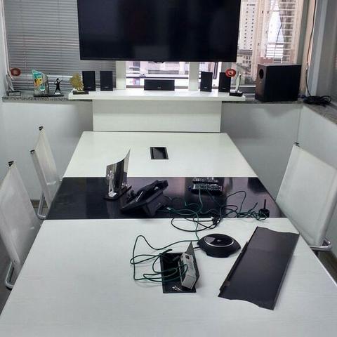 Mesa c Painel de TV embutido para empresas - Foto 6