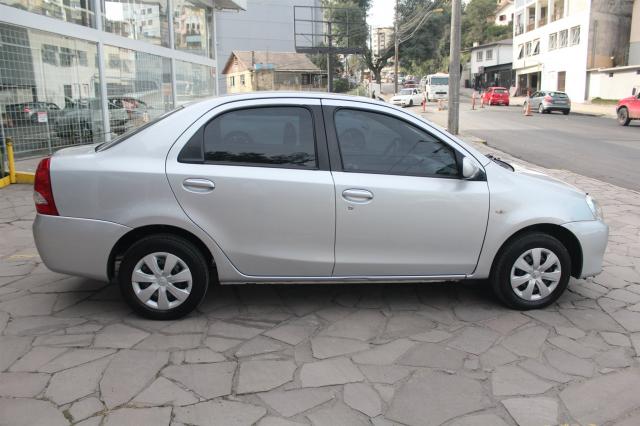 TOYOTA ETIOS 2013/2013 1.5 XS SEDAN 16V FLEX 4P MANUAL - Foto 12