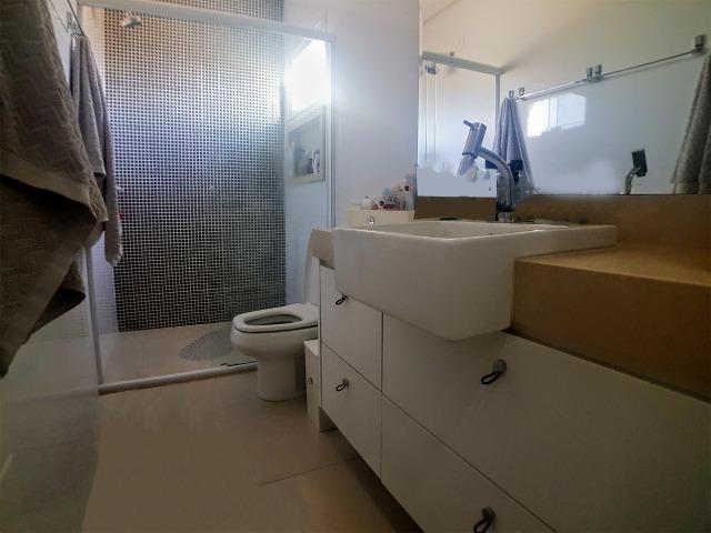 Alphaville 2, sobrado com 300 M² de área construída, 3 suítes - Foto 14