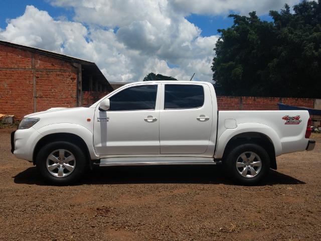 Hilux STD 2013/2013, 3.0 D4D 4X4 manual