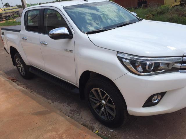 Hilux Srx 17/17 impecável - Foto 2
