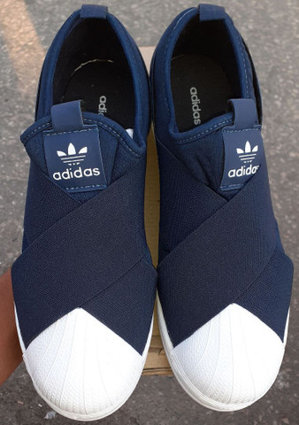 slip on adidas azul