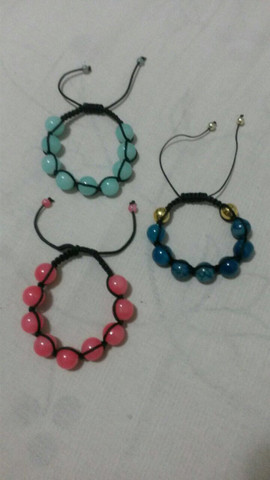 Pulseiras modelos variados