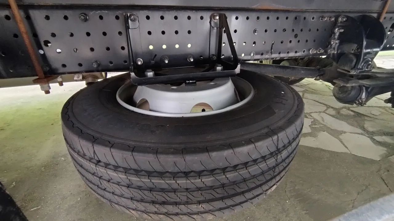 Raro 14.000 kms !! NOVO !! IMPECÁVEL - Foto 12