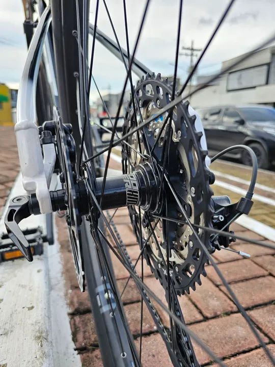 GT Avalanche Comp 29" - Shimano 12V - Tam. M/17" - Foto 6