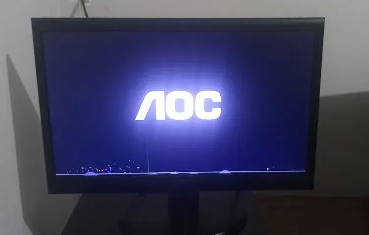 Monitor AOC e950Swda LED 18.5in 1.366x768 0.2715mm