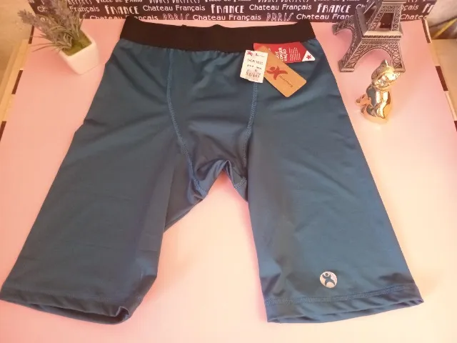 Bermuda Térmica Masculina - Tamanho P (38/40)