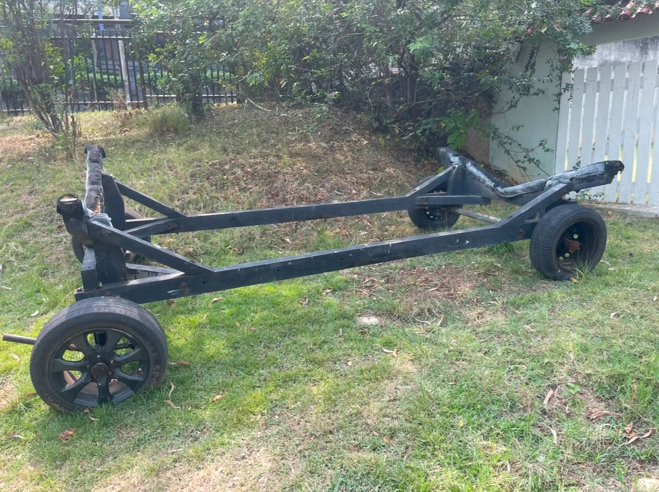 Carreta para Lancha até 26 pés - Foto 3