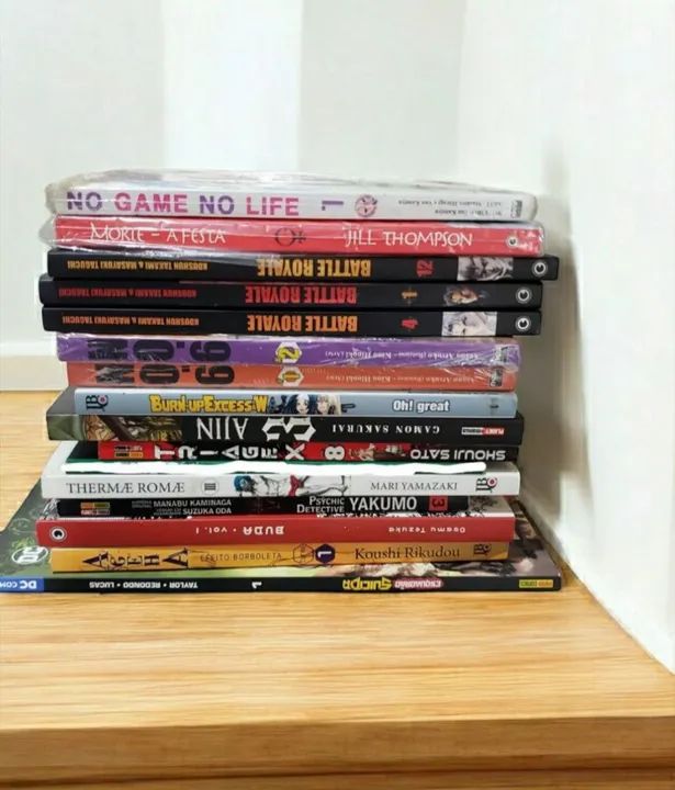 Lote de Mangás Variados (Ajin, Buda, Batfle Royale, Ageha, etc)