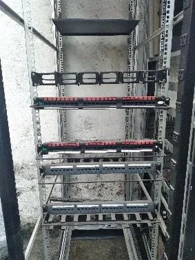 Patch panel CAt 5 e Cat 6,24 portas com cords de ate 7 metros,td Furukawa.Patch panel CAt - Foto 5