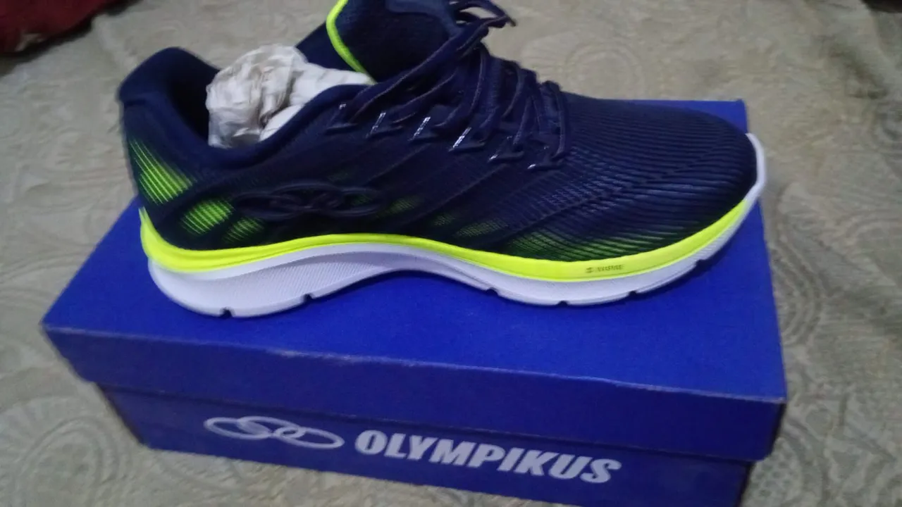 Tênis Olympikus Azul e Amarelo 41