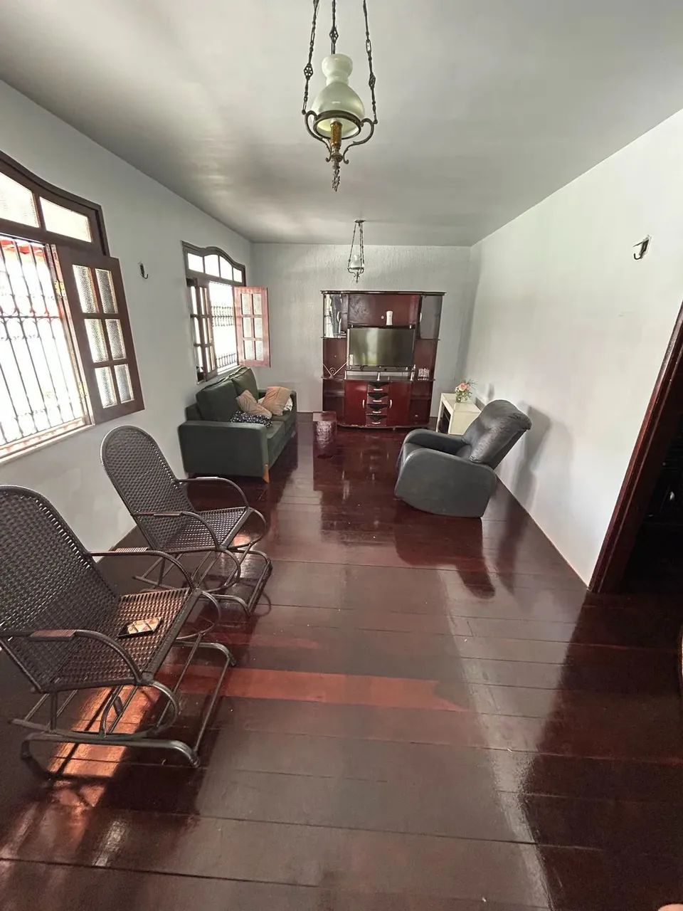 VENDO EXCELENTE CASA NO RECANTO DOS VINHAIS, NASCENTE - Foto 2