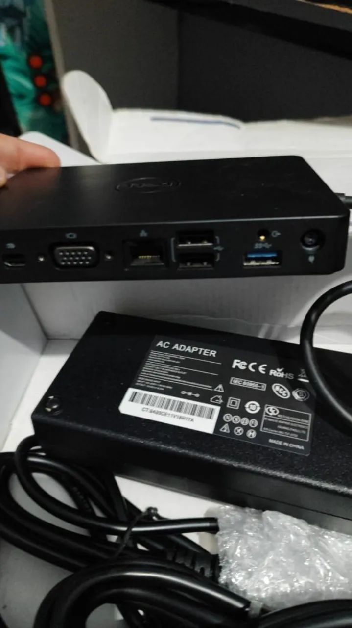 Dock Station Dell WD15 - Com fonte 