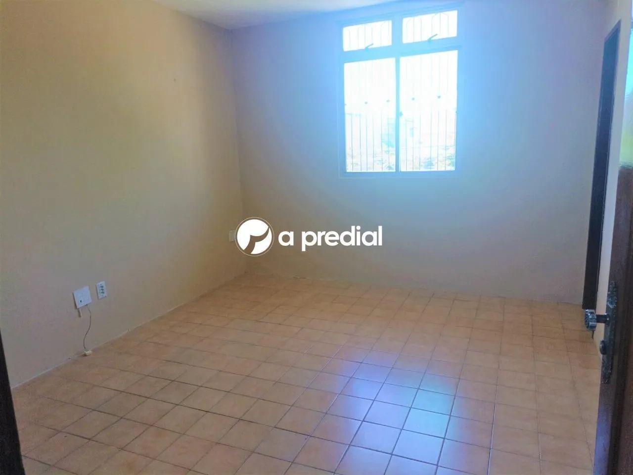 Locação de Comercial / Sala na cidade de Fortaleza - Foto 2