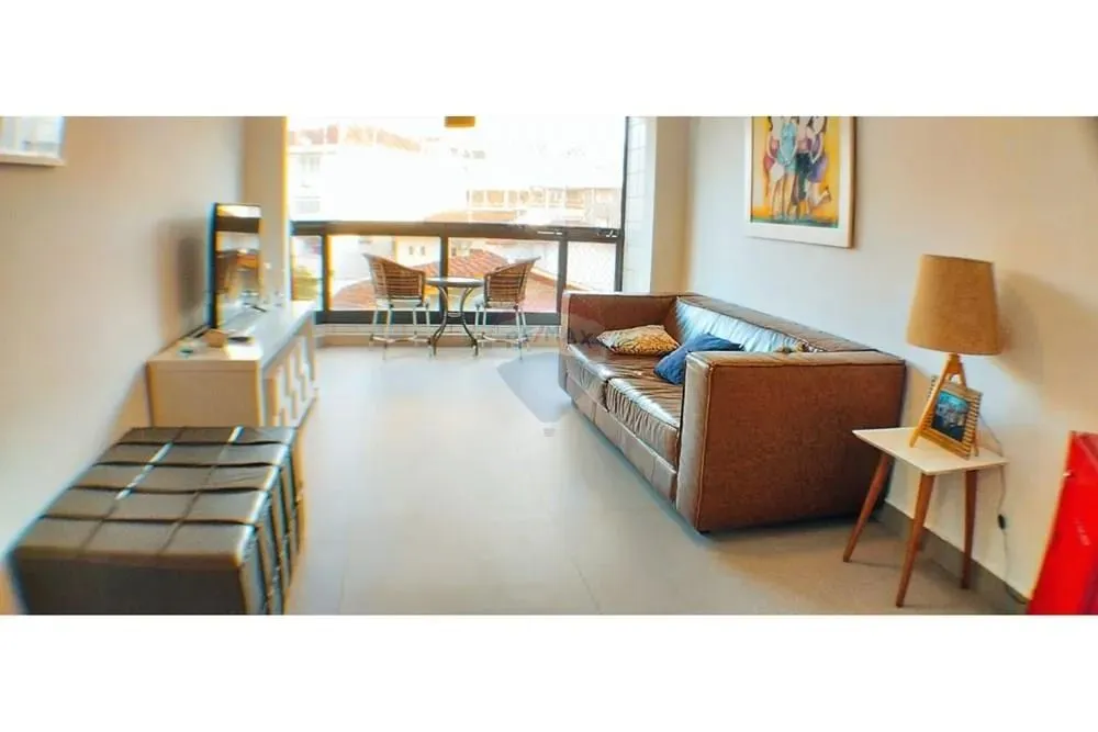 Apartamento à venda na Praia do Tombo - Guarujá - SP.