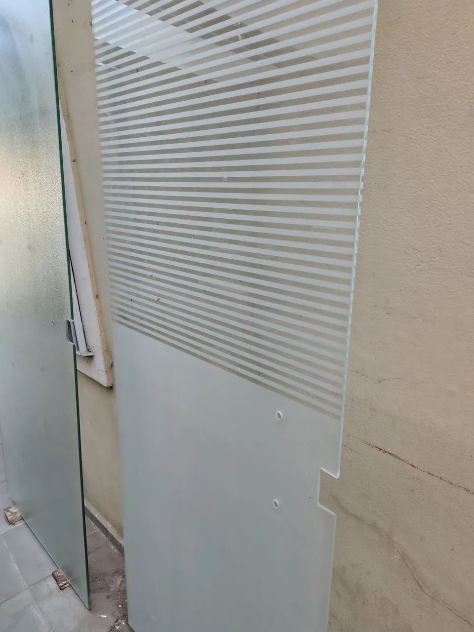 Portas vidro ,sem ferragens so vendo sem instalação sem entrega apenas retira