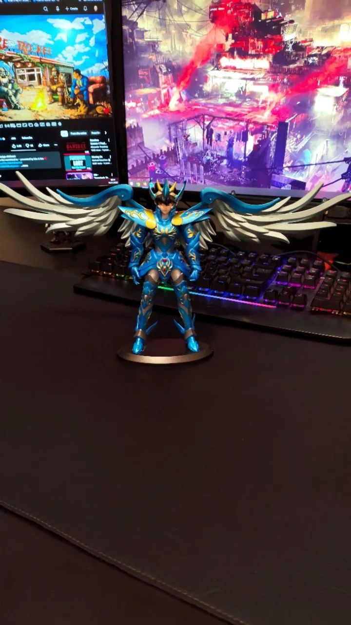 Action figure do Seiya de Pégaso armadura Divina dos Cavaleiros do Zodíaco
