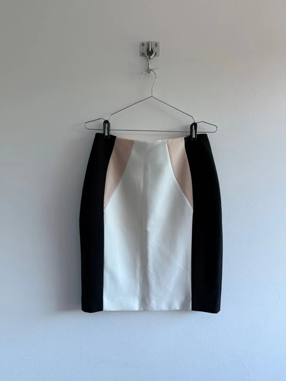 Saia Color Block Elegante