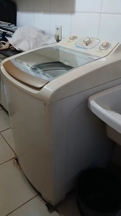 Máquina de lavar roupa Electrolux 10kg    LT10 100v - Foto 3