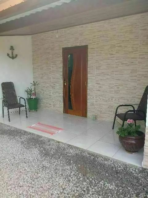 Casa p/ Temporada e Finais de Semana a 300 mts da Praia