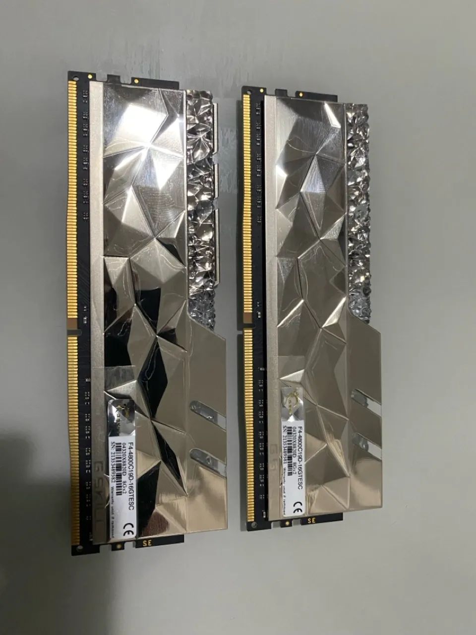 Memória RAM G.Skill Trident Z Royal 2x8GB DDR4 4800MHz