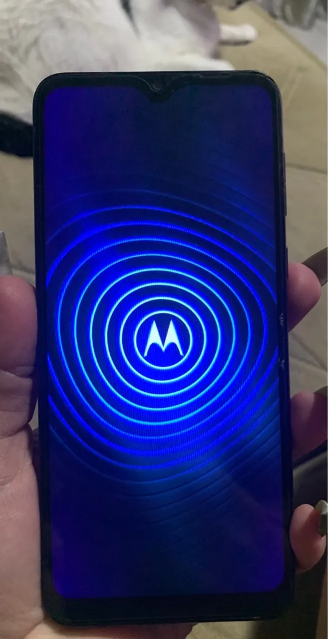 BAIXEI!! OPORTUNIDADE!Moto E13 64 GB grafite 4 GB RAM