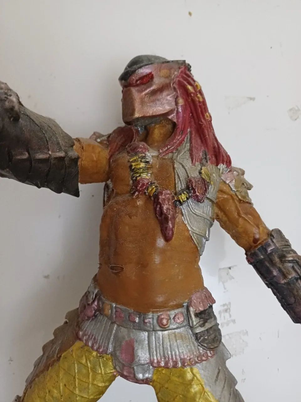 PEÇA MONTADA DE PREDADOR EM RESINA  - Foto 4