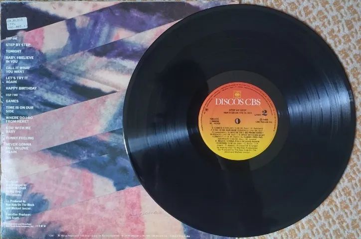 LP New Kids On The Block - STEP BY STEP (1990) - Foto 4