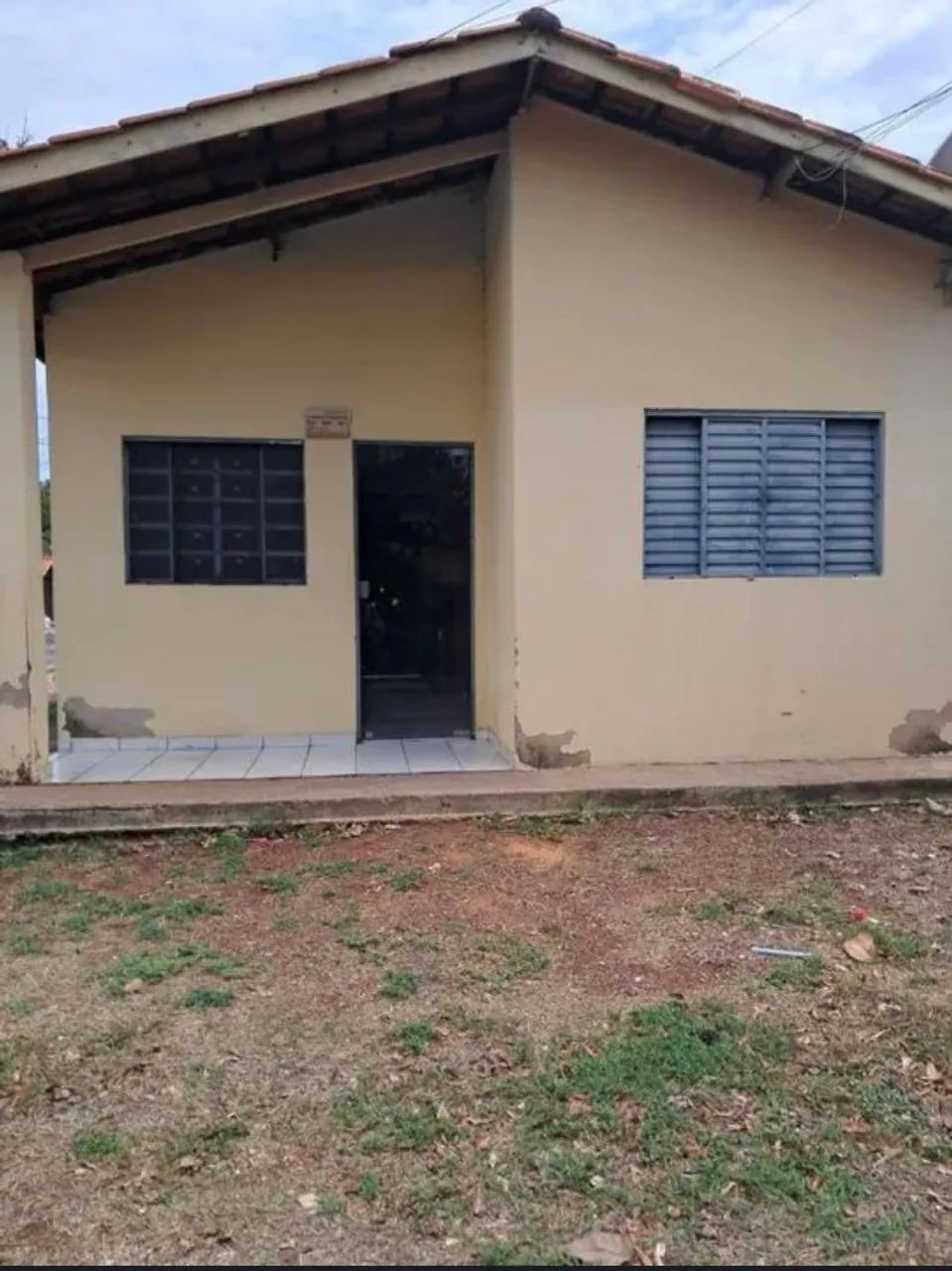 Casa a venda no Laura Moreira