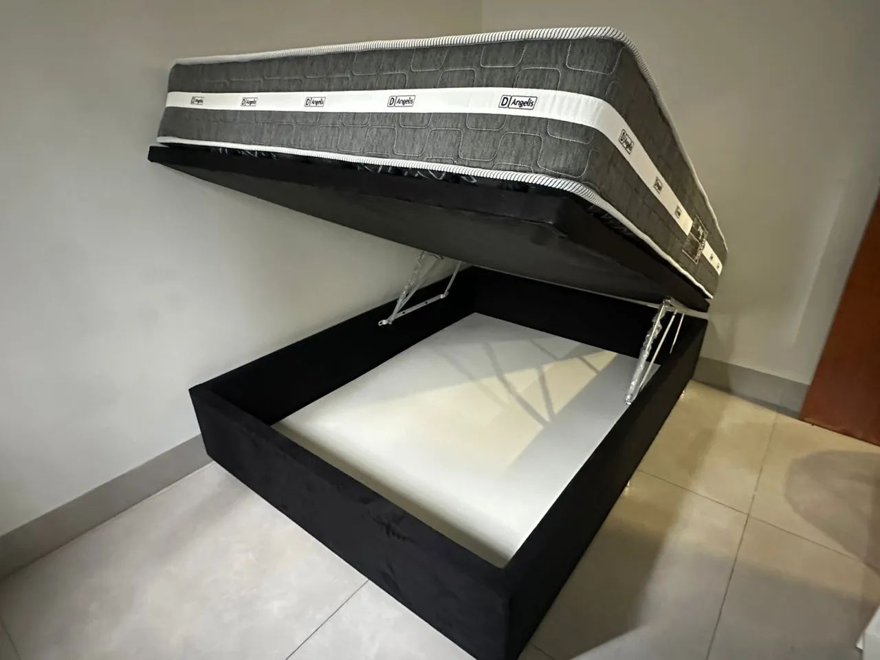 Cama baú casal Colchão molas novo garantia preço de fábrica 