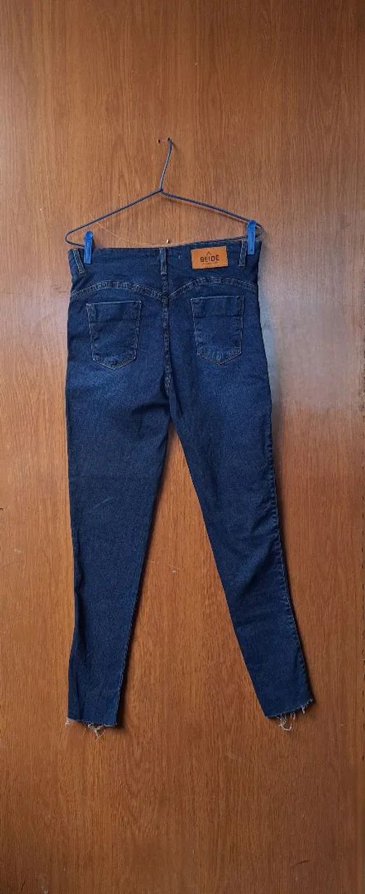 CALÇA JEANS FEMININA - HIPER MODELADORA CURVES - Foto 4
