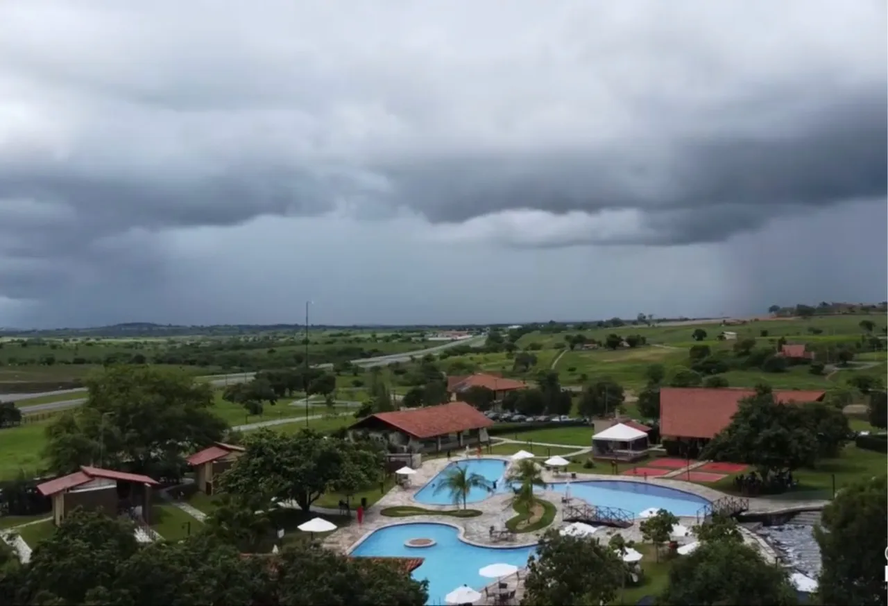 Terreno no condomínio lagos com 1250 metros de vista privilegiada
