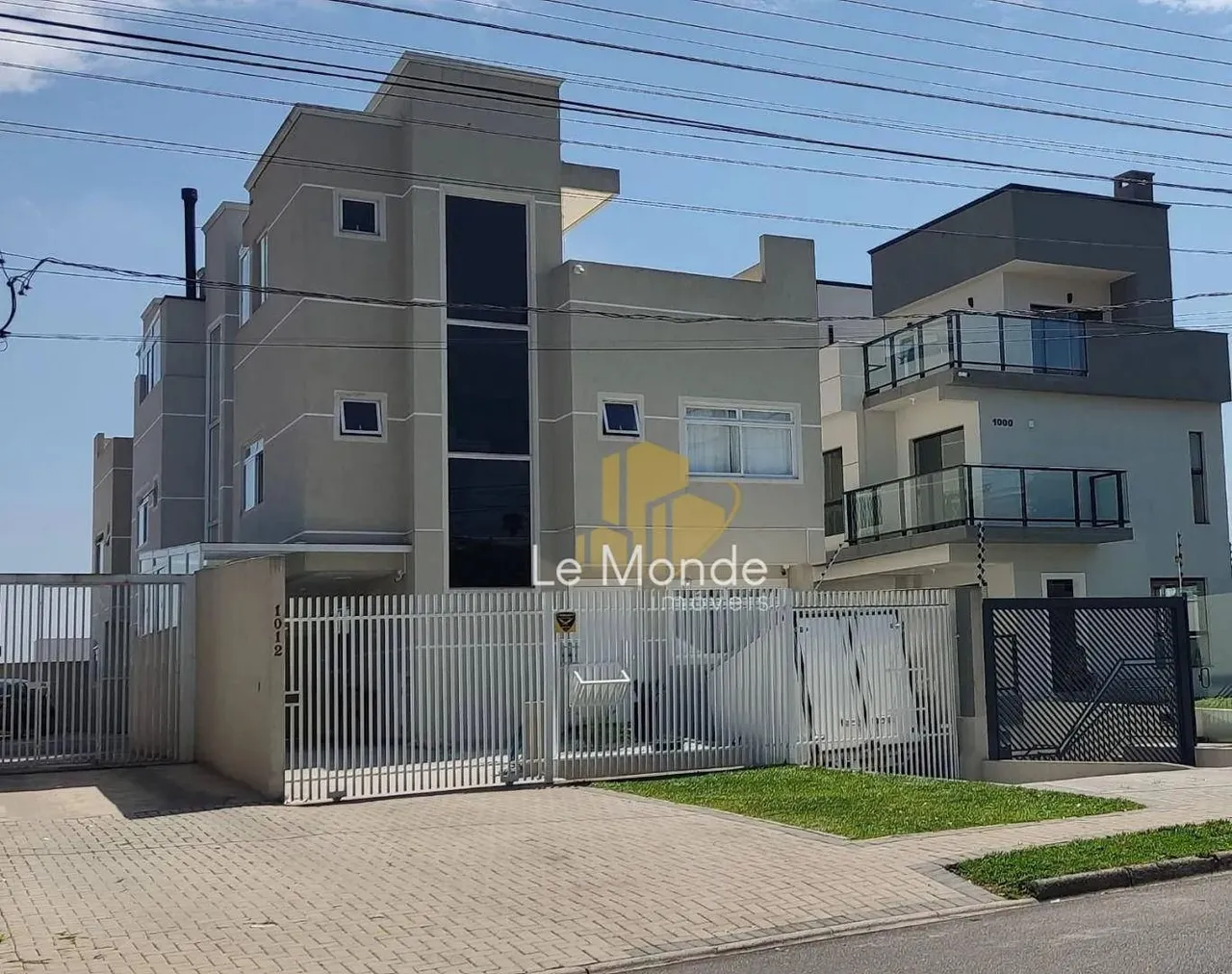 Sobrado com 3 dormitórios à venda, 116 m² por R$ 649.000,00 - Fazendinha - Curitiba/PR