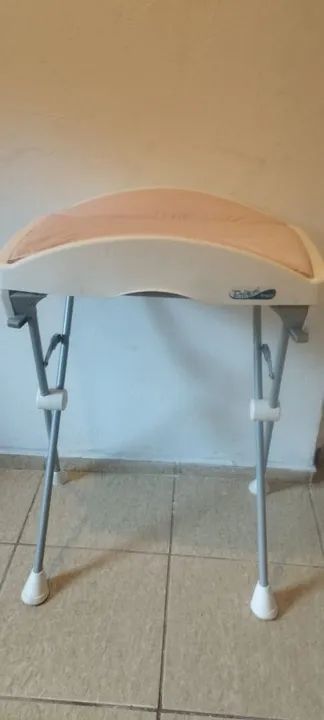 Trocador de bebê em ótimo estado