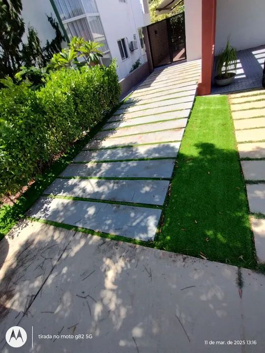 Grama sintética decorativa 20mm (a mais parecida com grama real da Bahia)