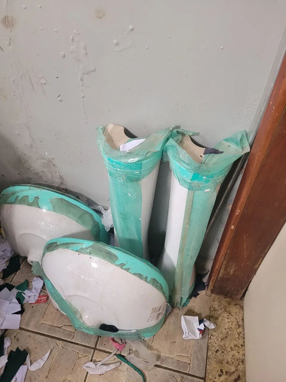 Conjunto para banheiro  lavatório e coluna  - Foto 2