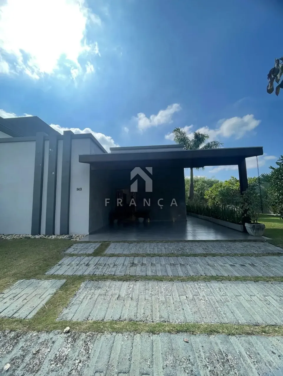 CASA 03 DORMITÓRIOS - VILLA BRANCA