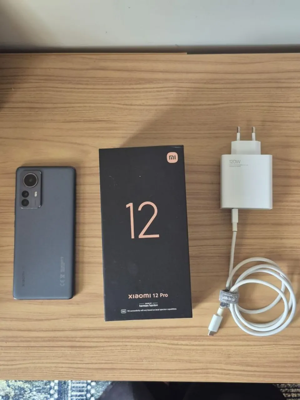Xiaomi 12 Pro 256 gb 12 gb ram