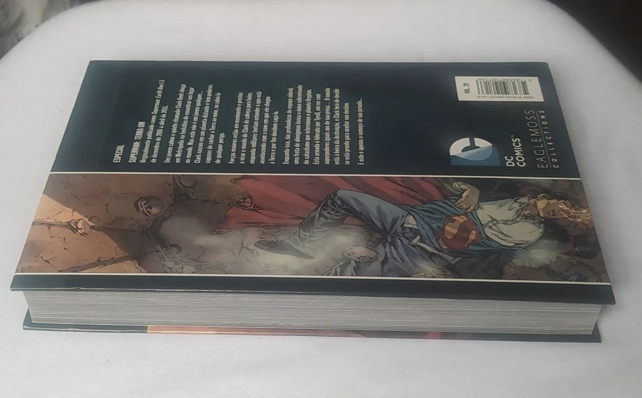 HQ Superman Terra Um - Coleção DC Comics - Foto 4