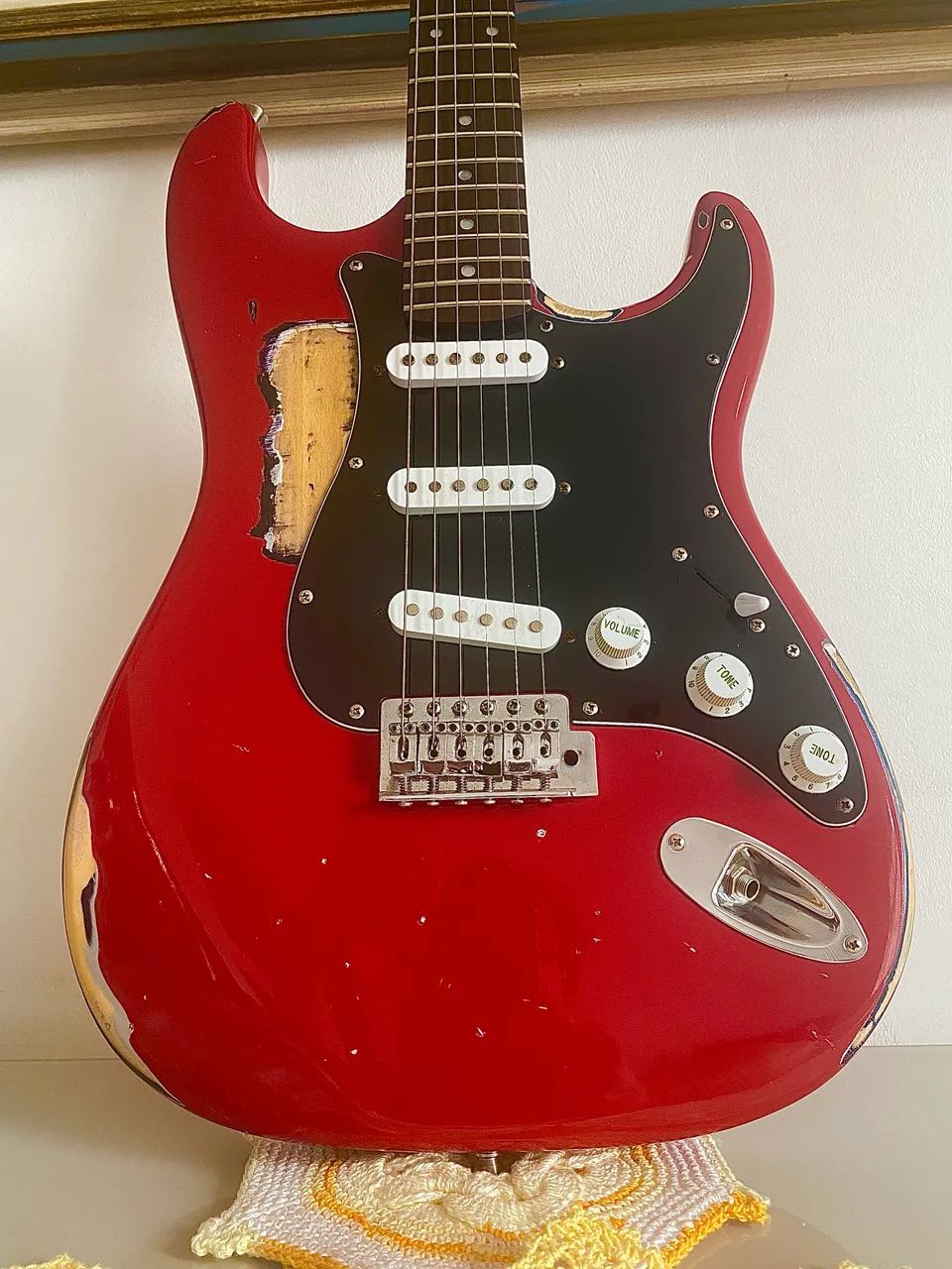 Guitarra Stratocaster Squier logo fender  - Foto 3