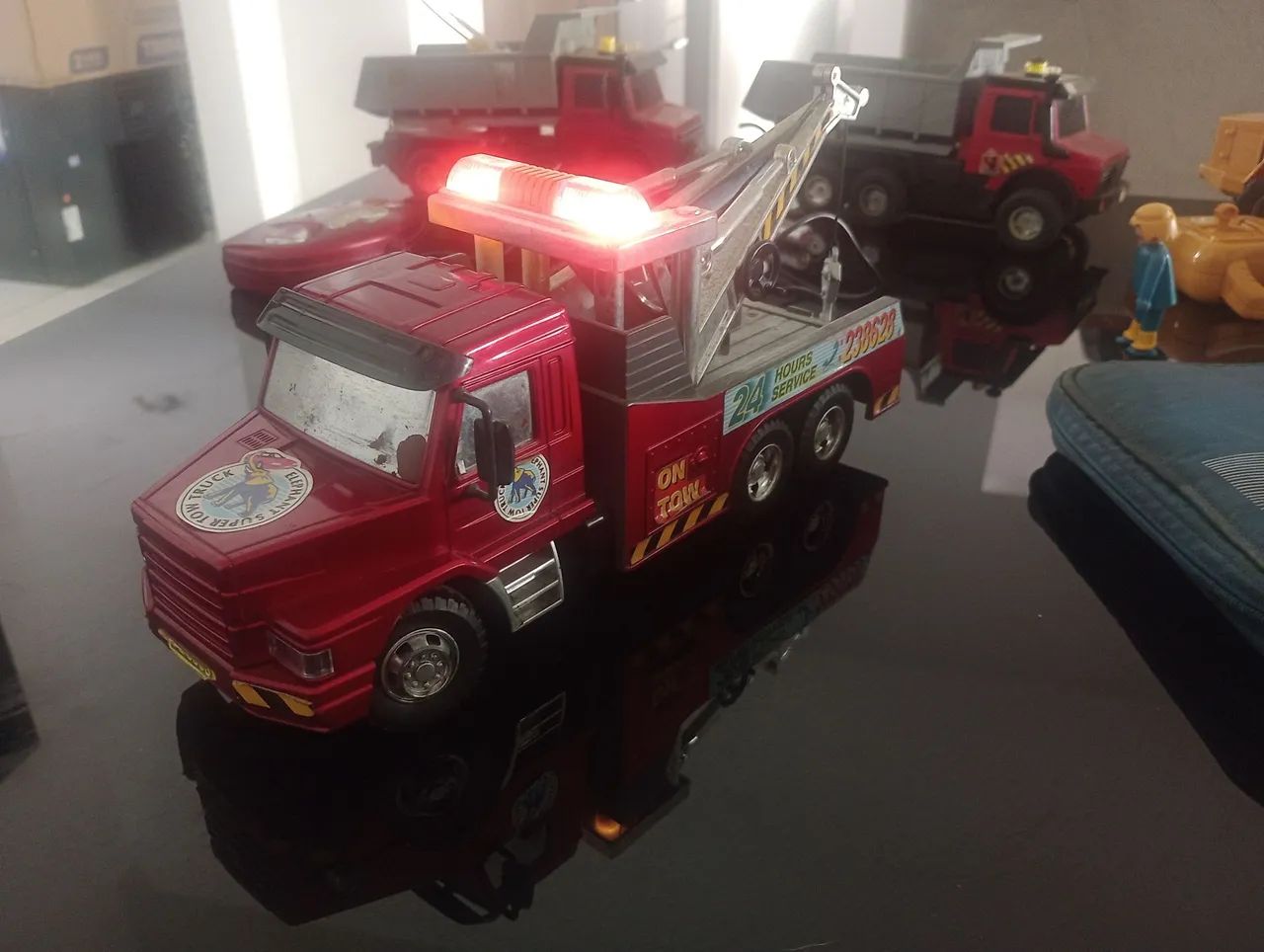 Miniatura caminhão antigo - Foto 6