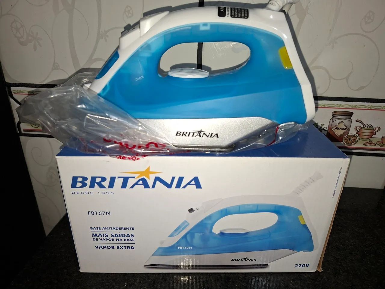 Ferro de passar britânia fb167n - Foto 2