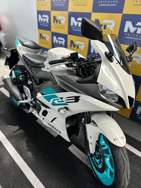 Yamaha YZF R3 ABS 2024/2025