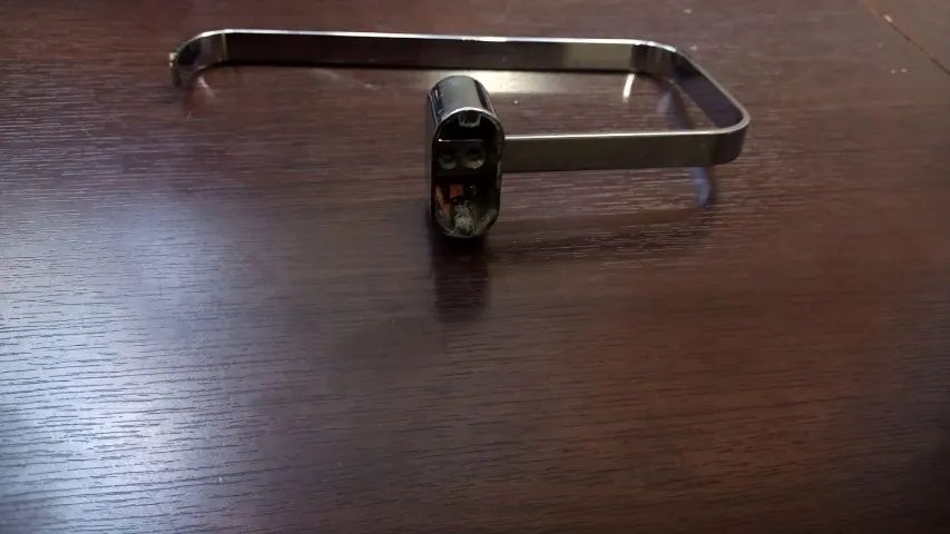 KIT PORTA TOALHAS DE BANHEIRO DE METAL- 2PCS. MAT. DEMOLIÇÃO - Foto 4