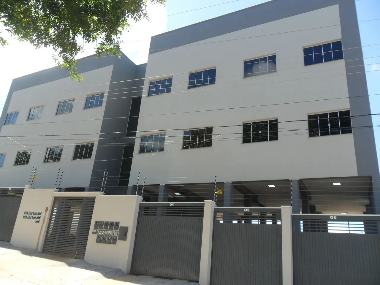 Imóvel para aluguel com 92 metros quadrados com 2 quartos em Vila Goiás - Anápolis - GO