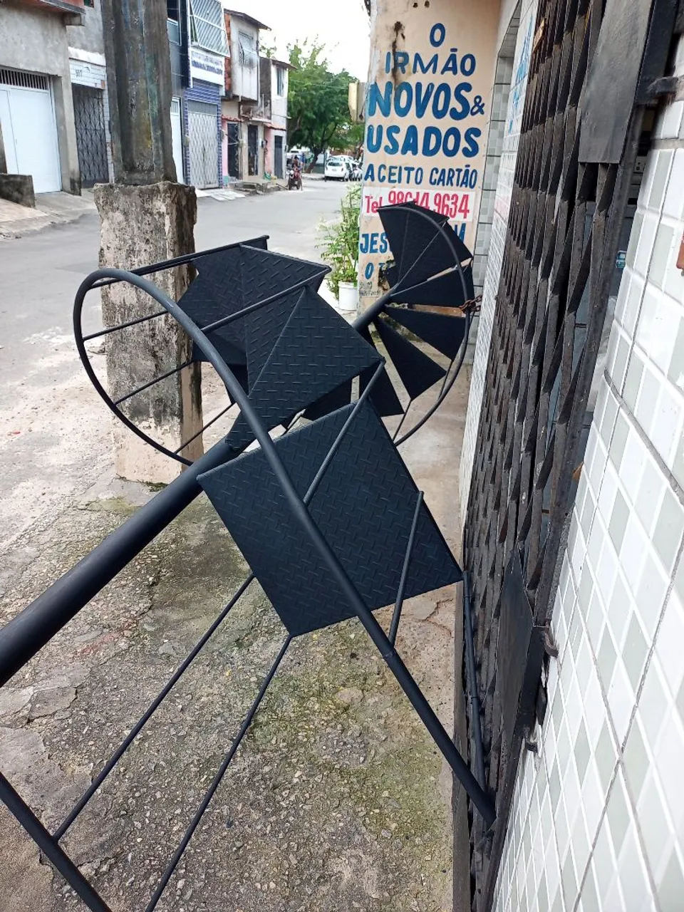 Escada em espiral de ferro