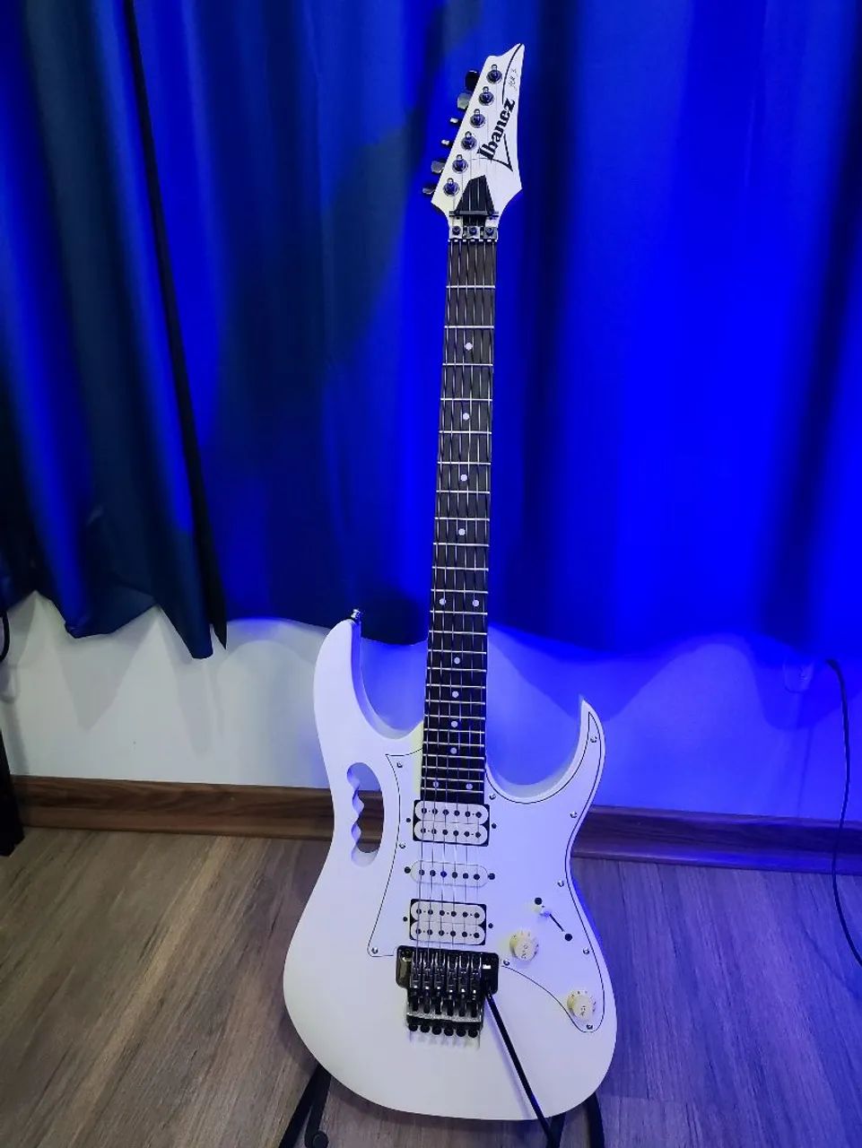 Guitarra Ibanez jem Jr indonésia regulada - Foto 4