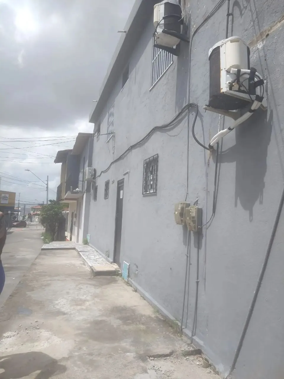 Sobrado para venda com 230 metros quadrados com 7 quartos em Tauape - Fortaleza - CE